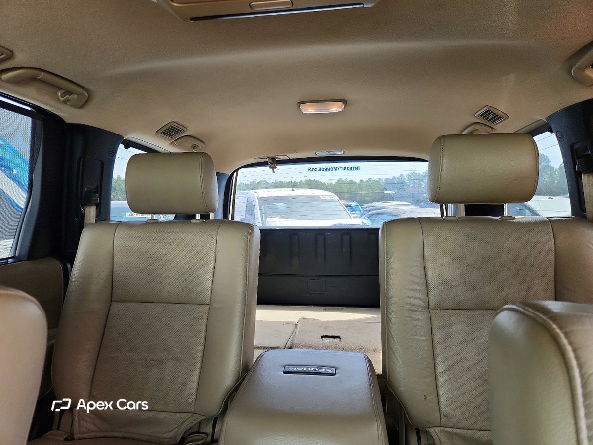 Toyota Sequoia 2015