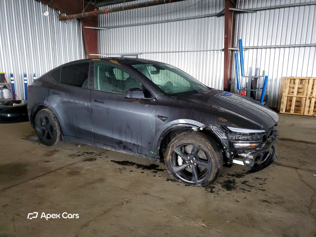 Tesla Model Y 2026