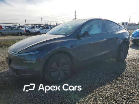 Tesla Model Y 2026 - Image 1 of 15