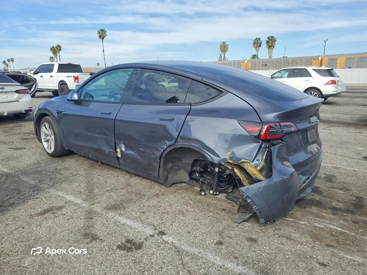 Tesla Model Y 2023