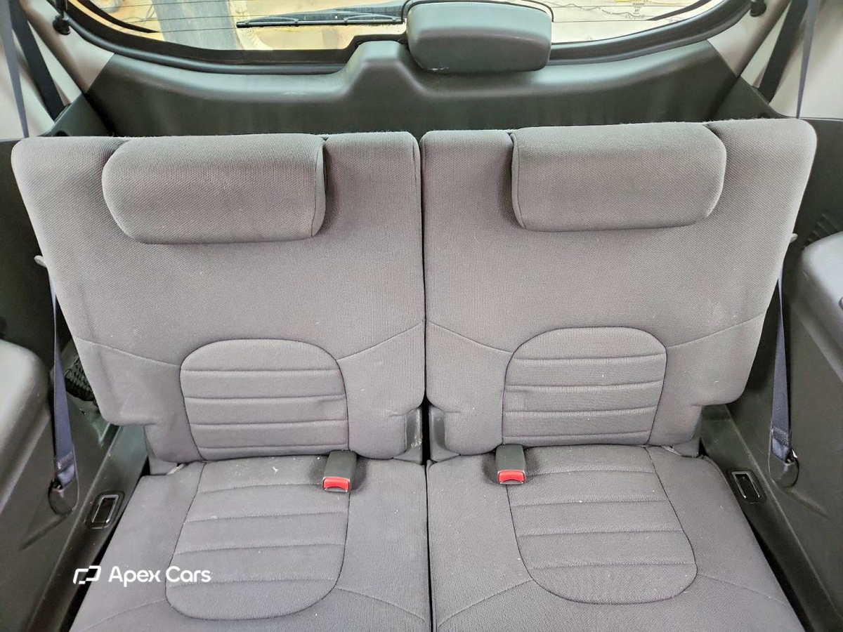 Nissan Pathfinder 2011