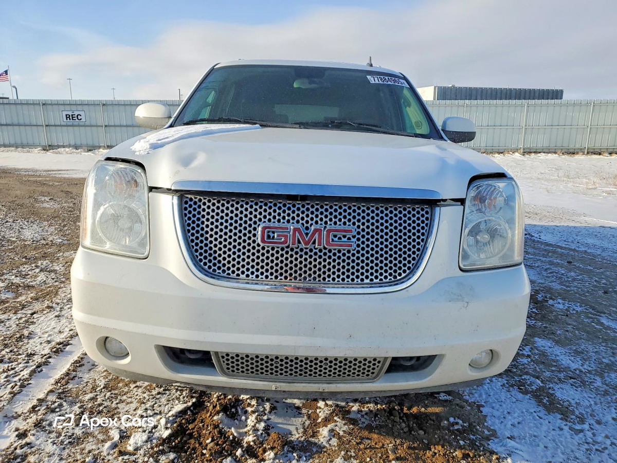 GMC Yukon 2013