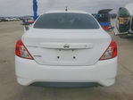 Nissan Versa 2015