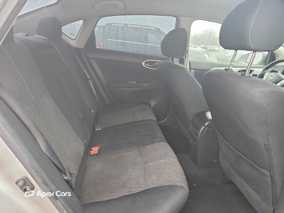 Nissan Sentra 2015
