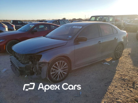 Volkswagen Jetta 2015 - Image 1 of 13