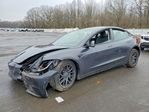 Tesla Model 3 2025