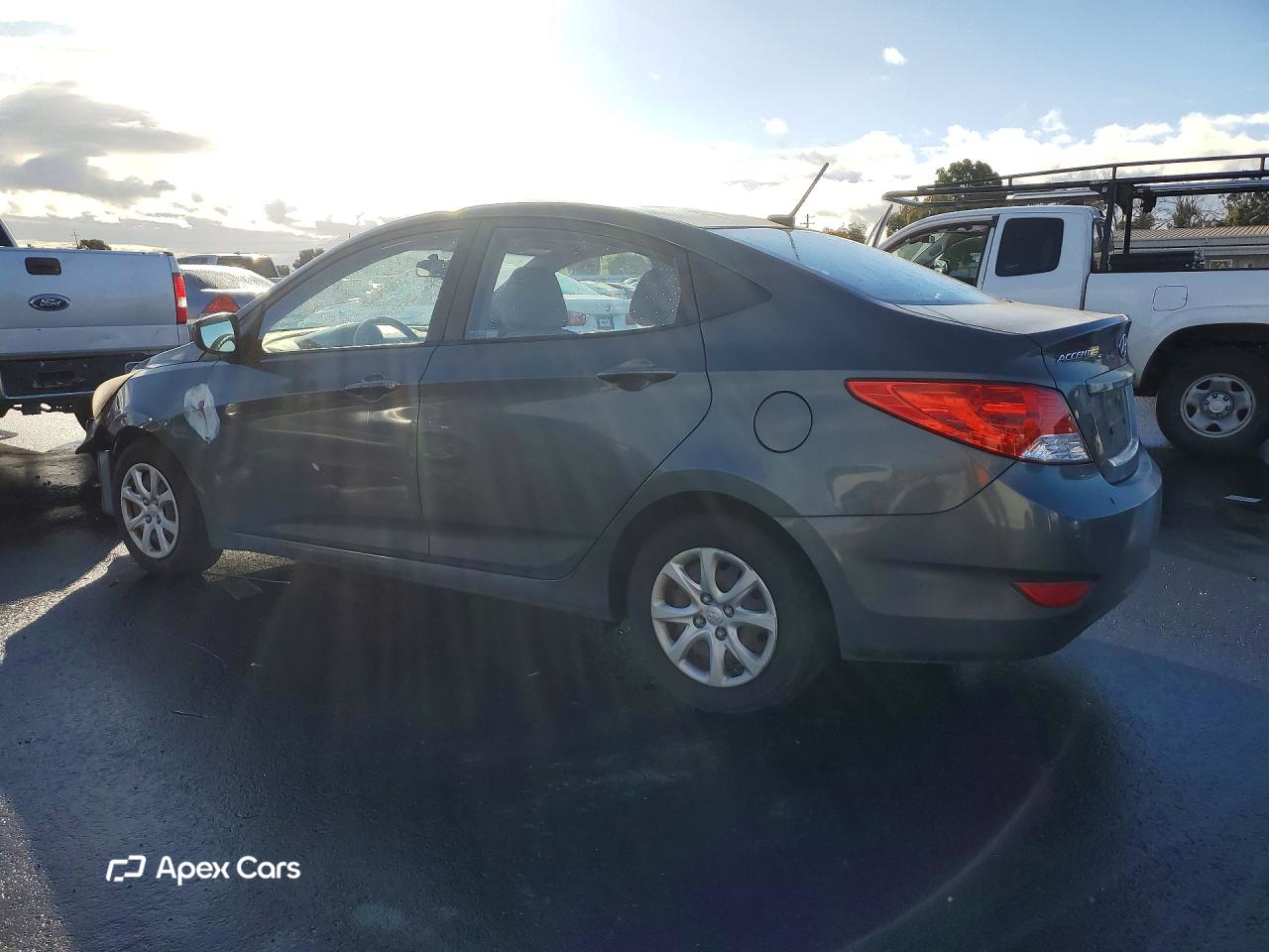 Hyundai Accent 2012