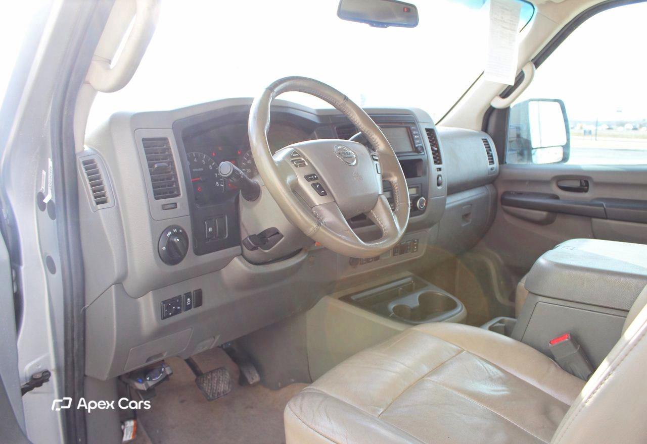 Nissan NV 2015