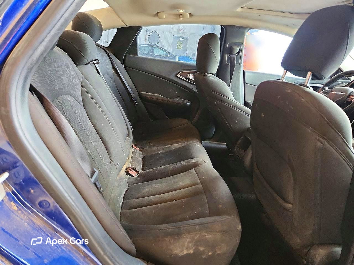 Chrysler 200 2015