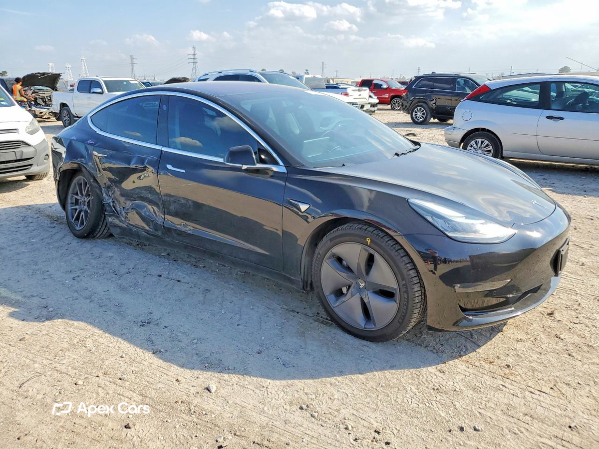 Tesla Model 3 2018