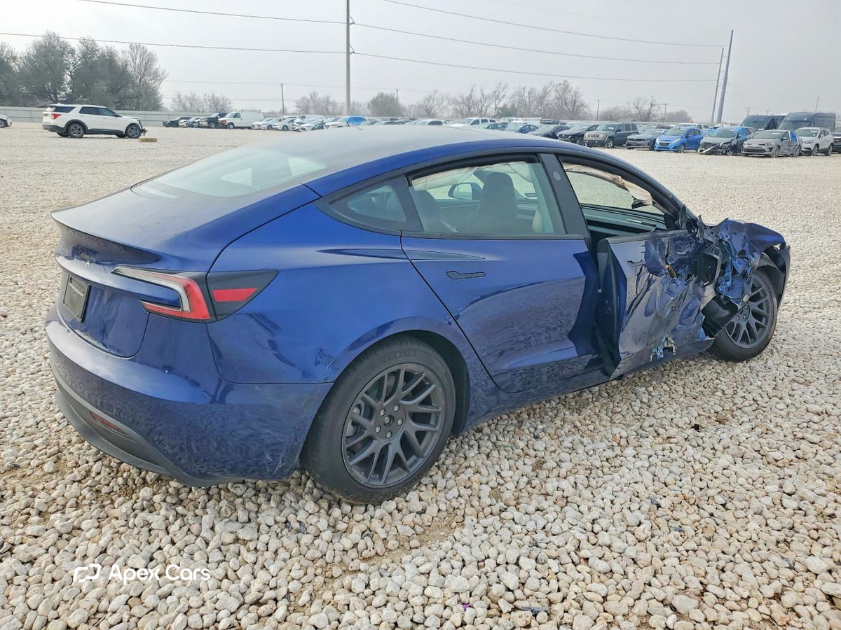 Tesla Model 3 2025