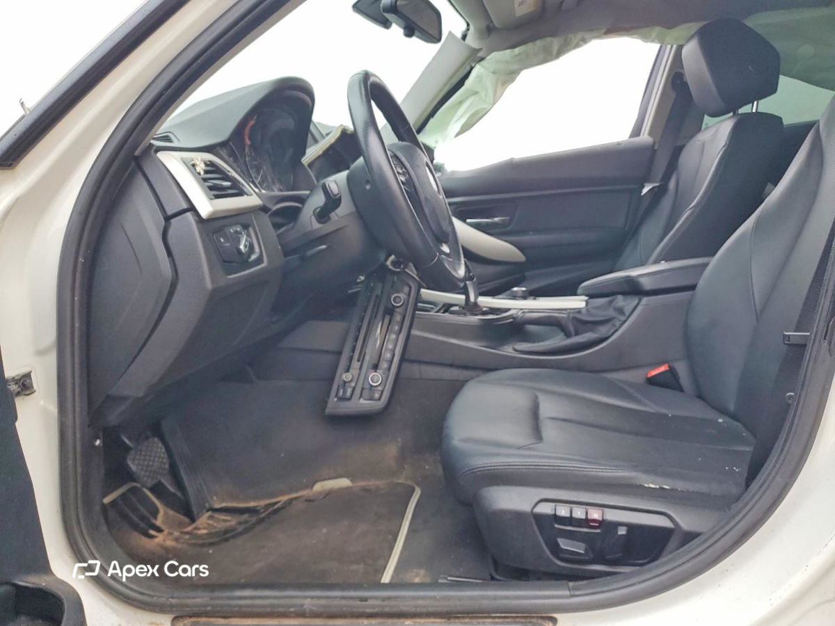 BMW Series 3 2015