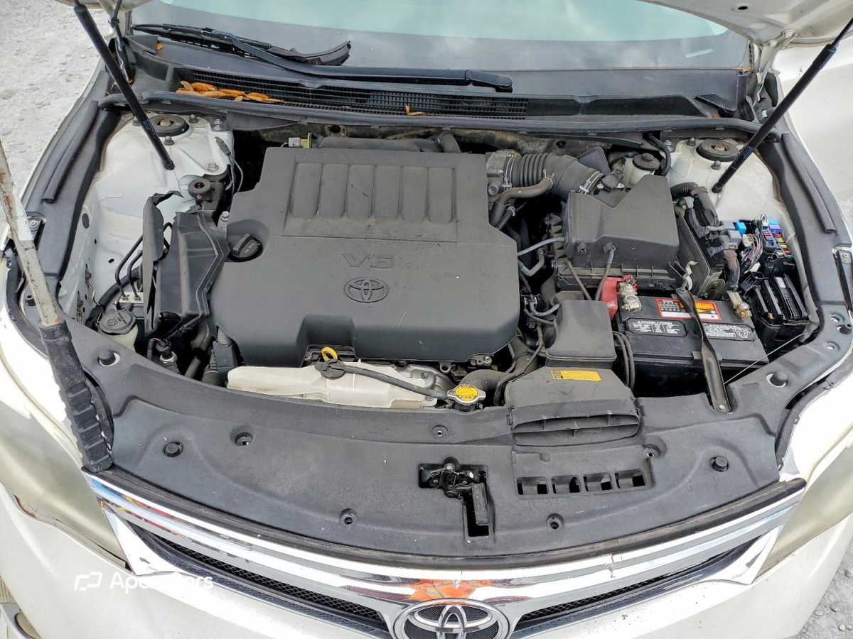 Toyota Avalon 2014