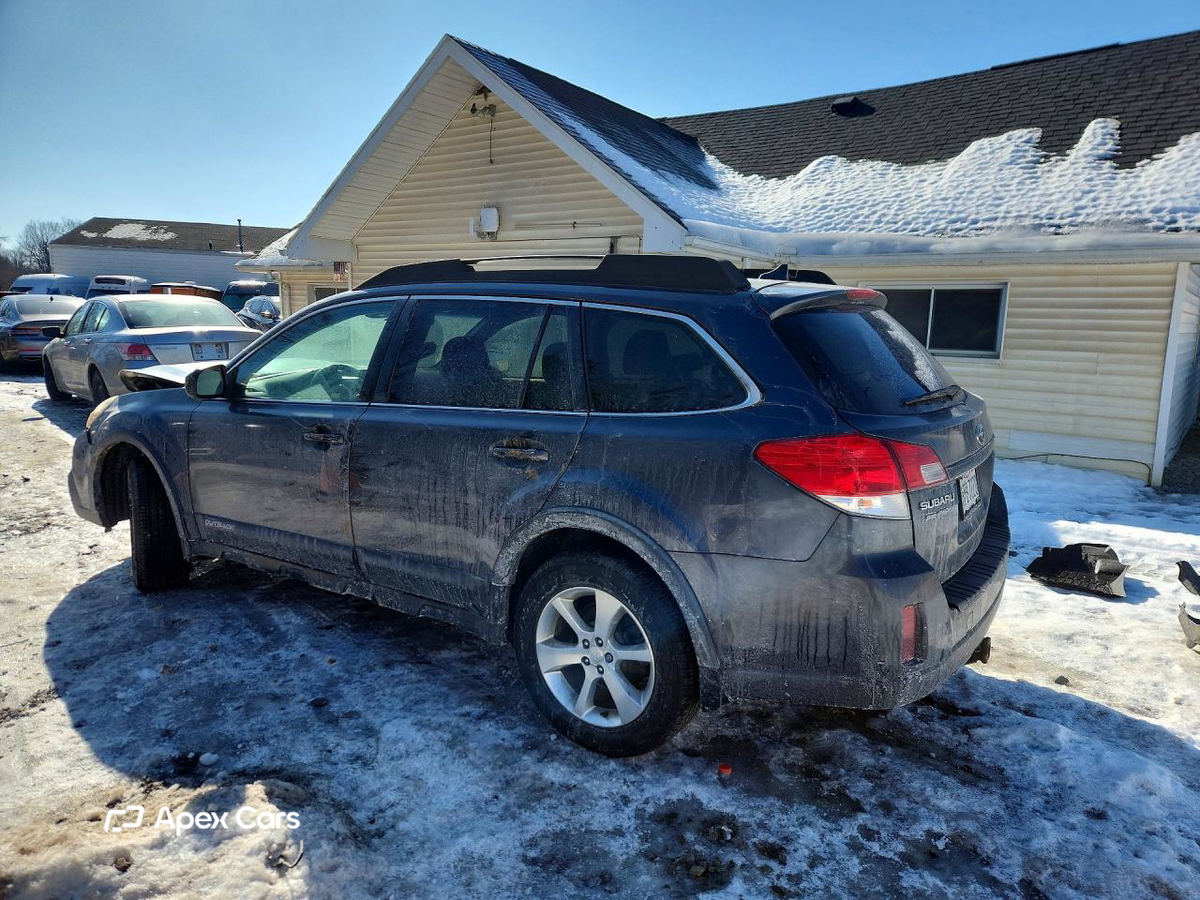 Subaru Outback 2013