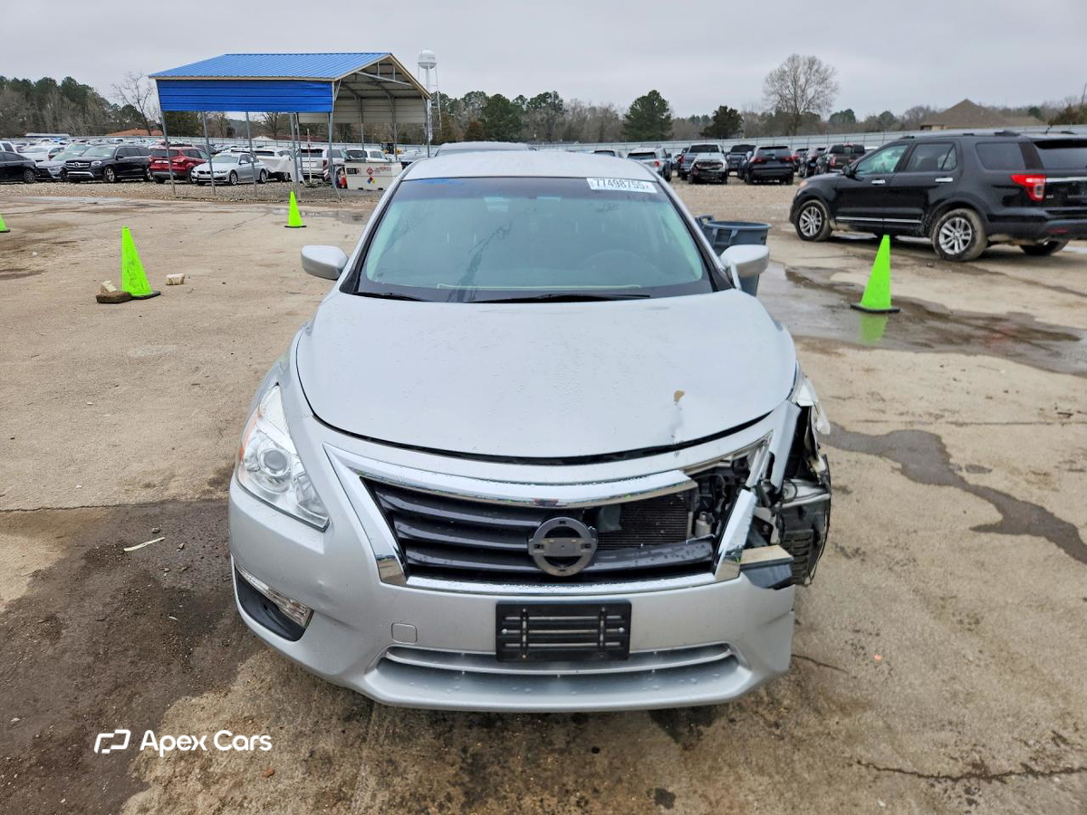 Nissan Altima 2015