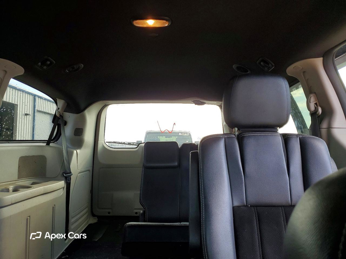 Dodge Caravan 2017