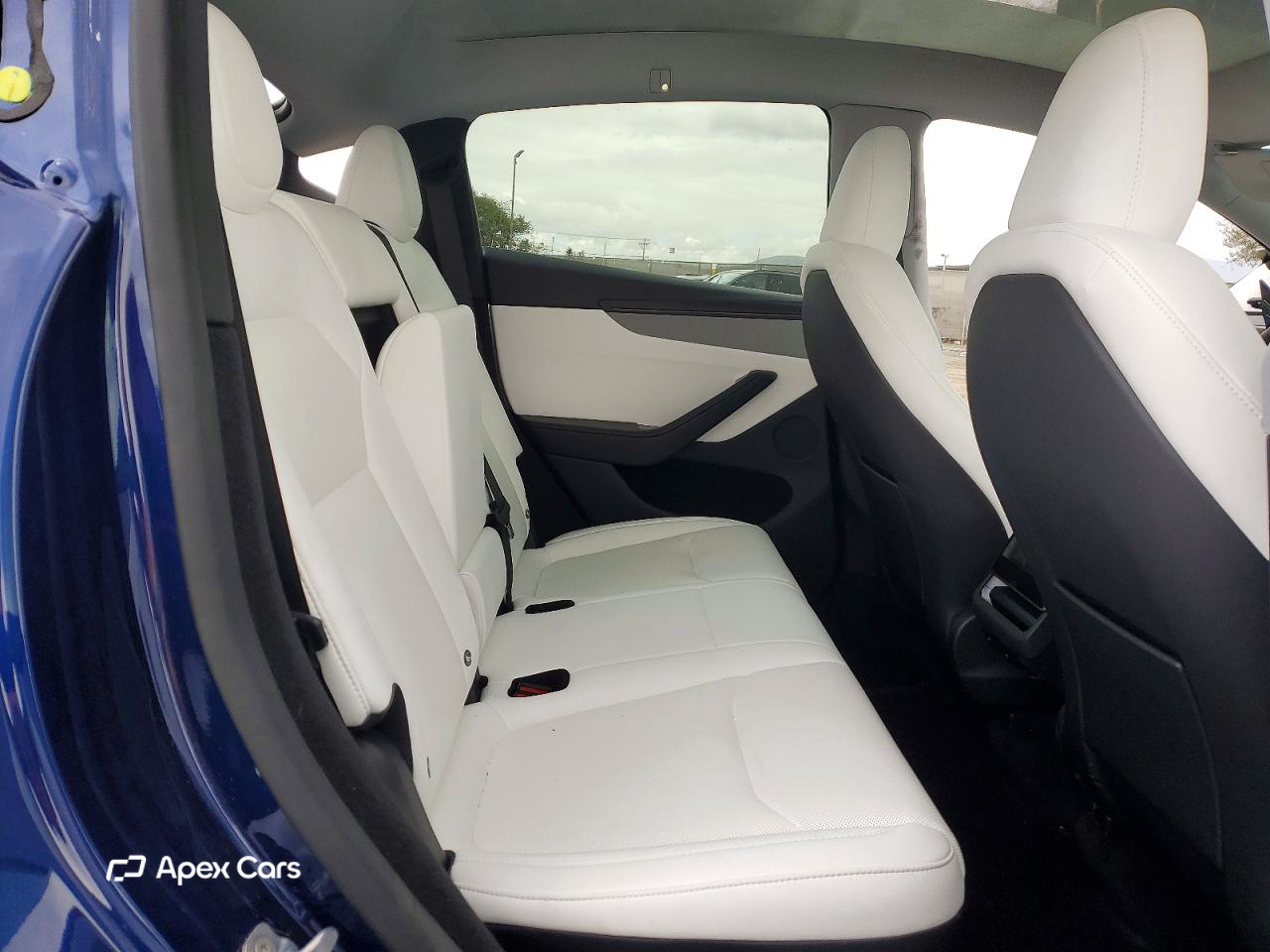 Tesla Model Y 2026