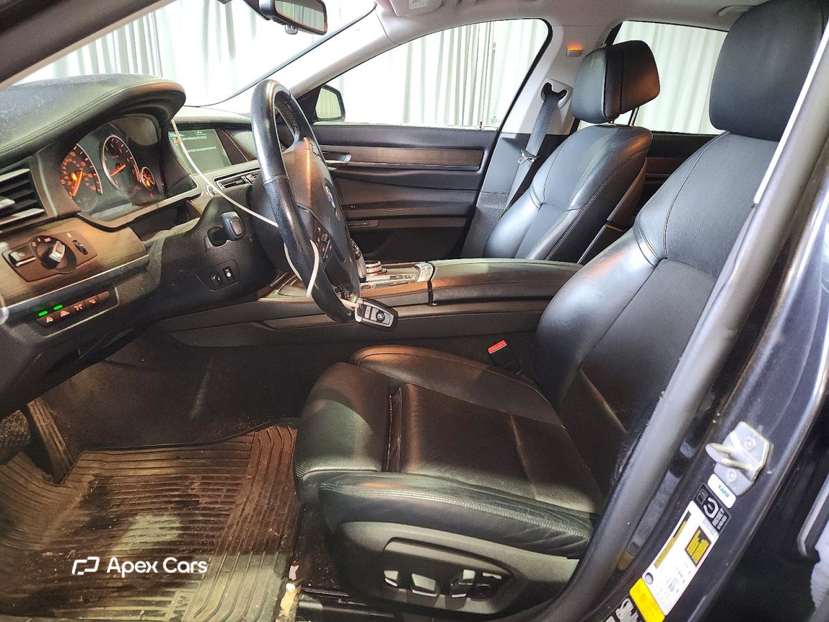 BMW Series 7 2013