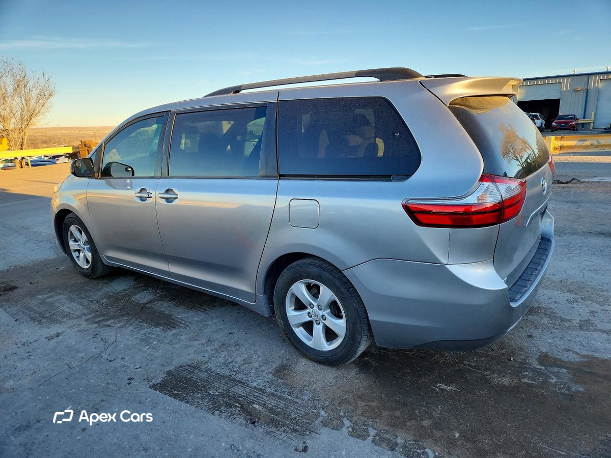 Toyota Sienna 2015