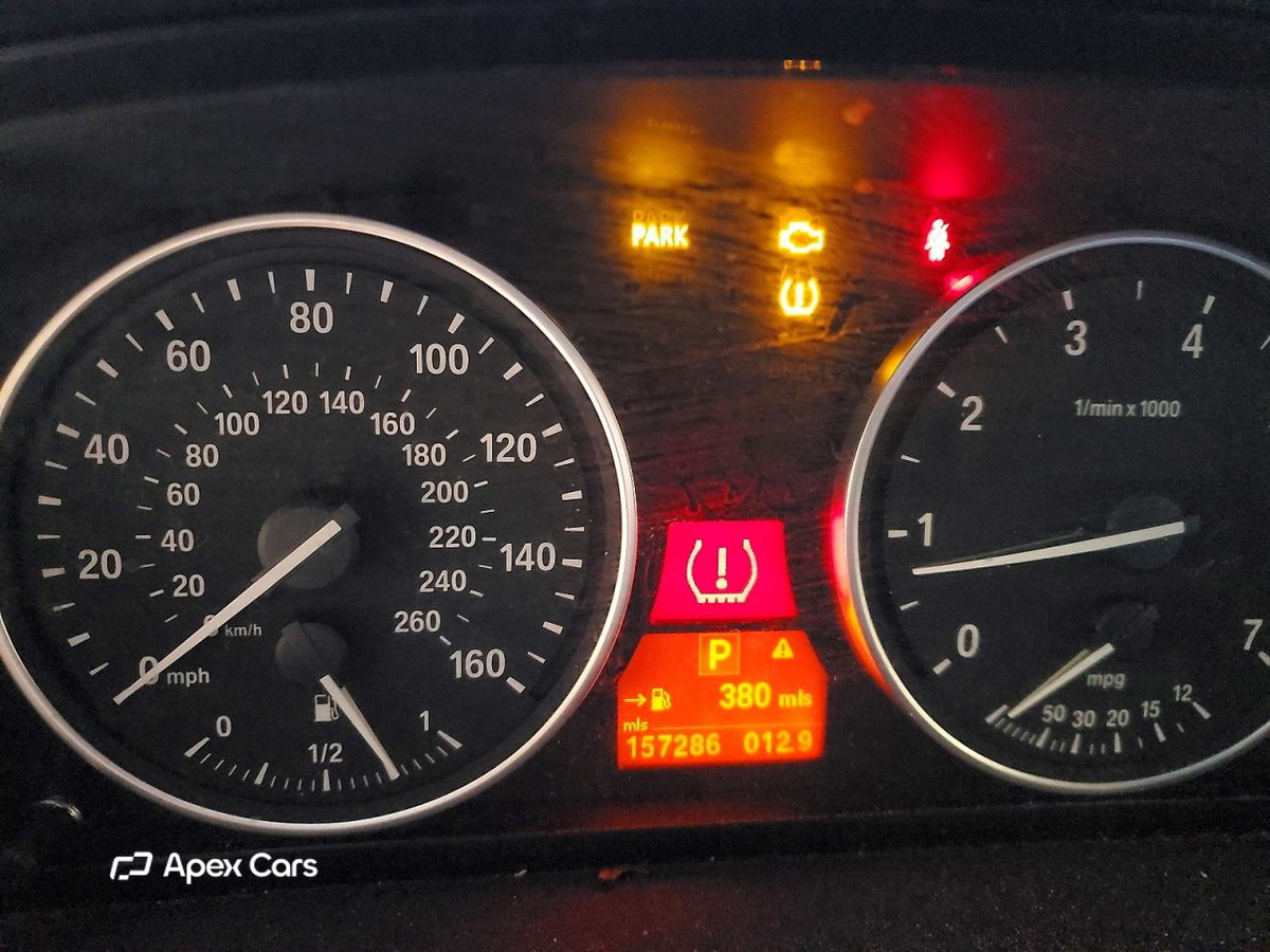 BMW X5 2011