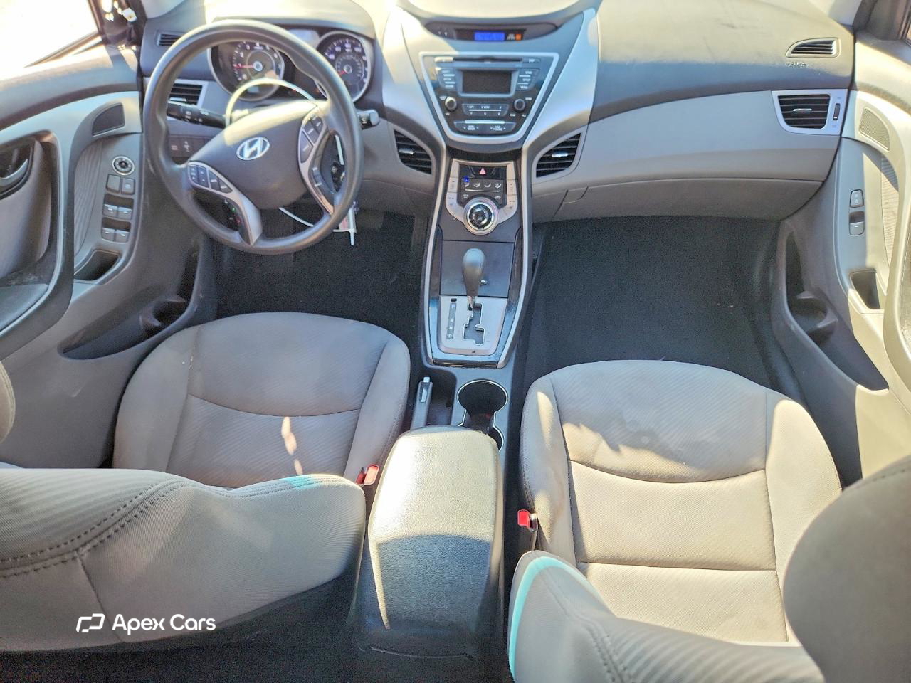 Hyundai Elantra 2013