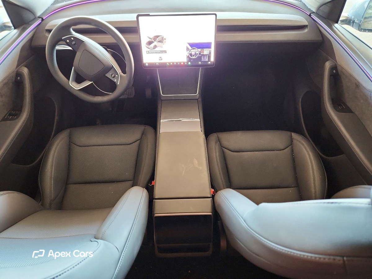 Tesla Model Y 2026