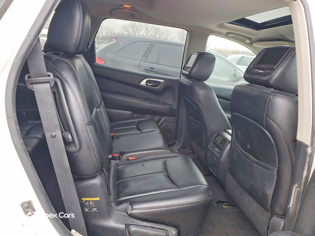 Nissan Pathfinder 2015