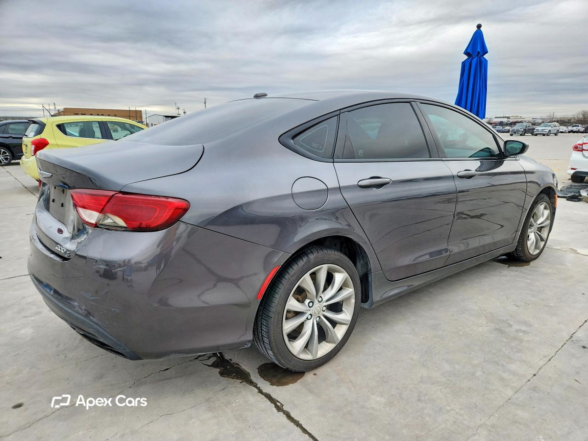Chrysler 200 2015