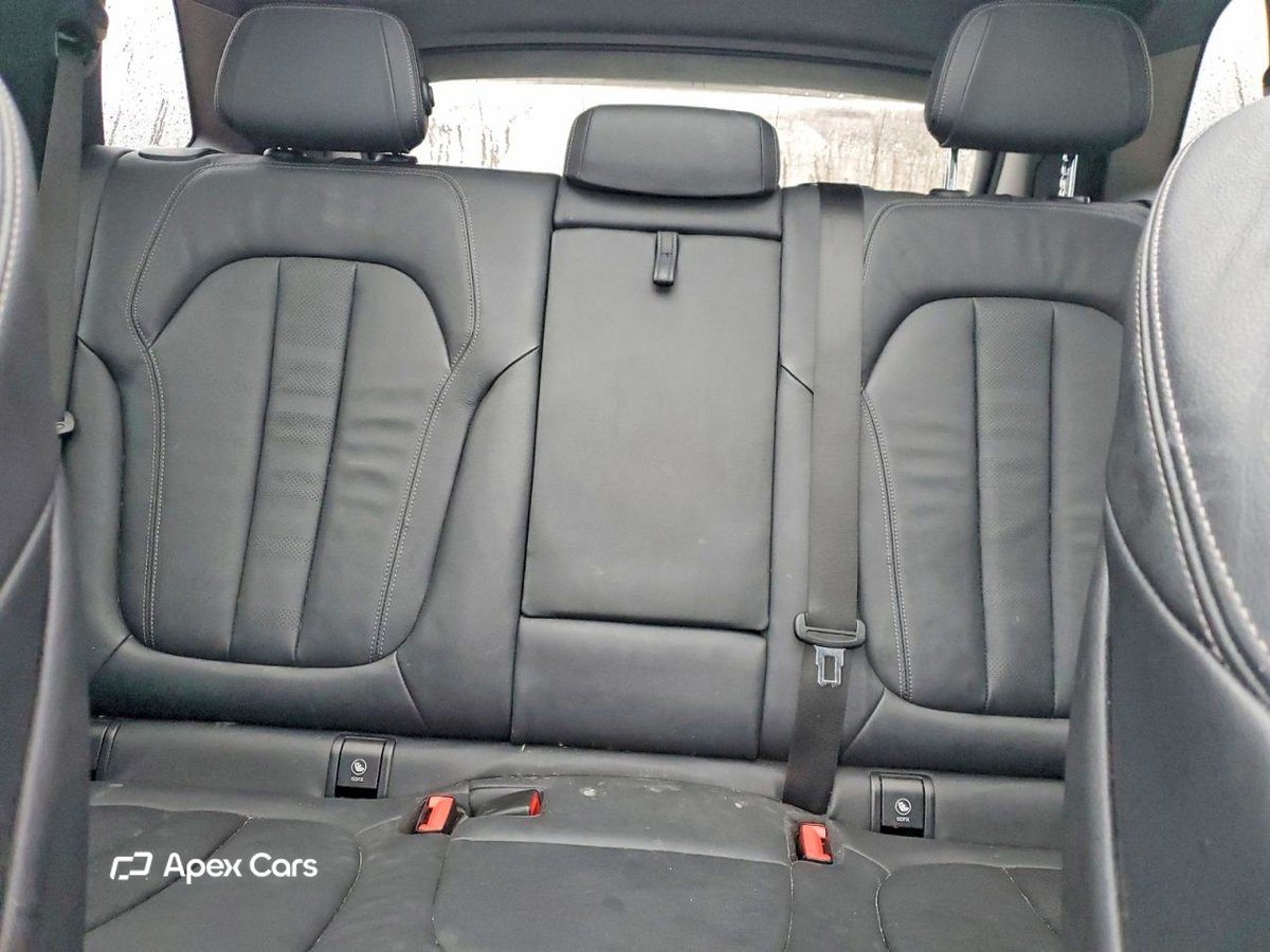 BMW X5 2021