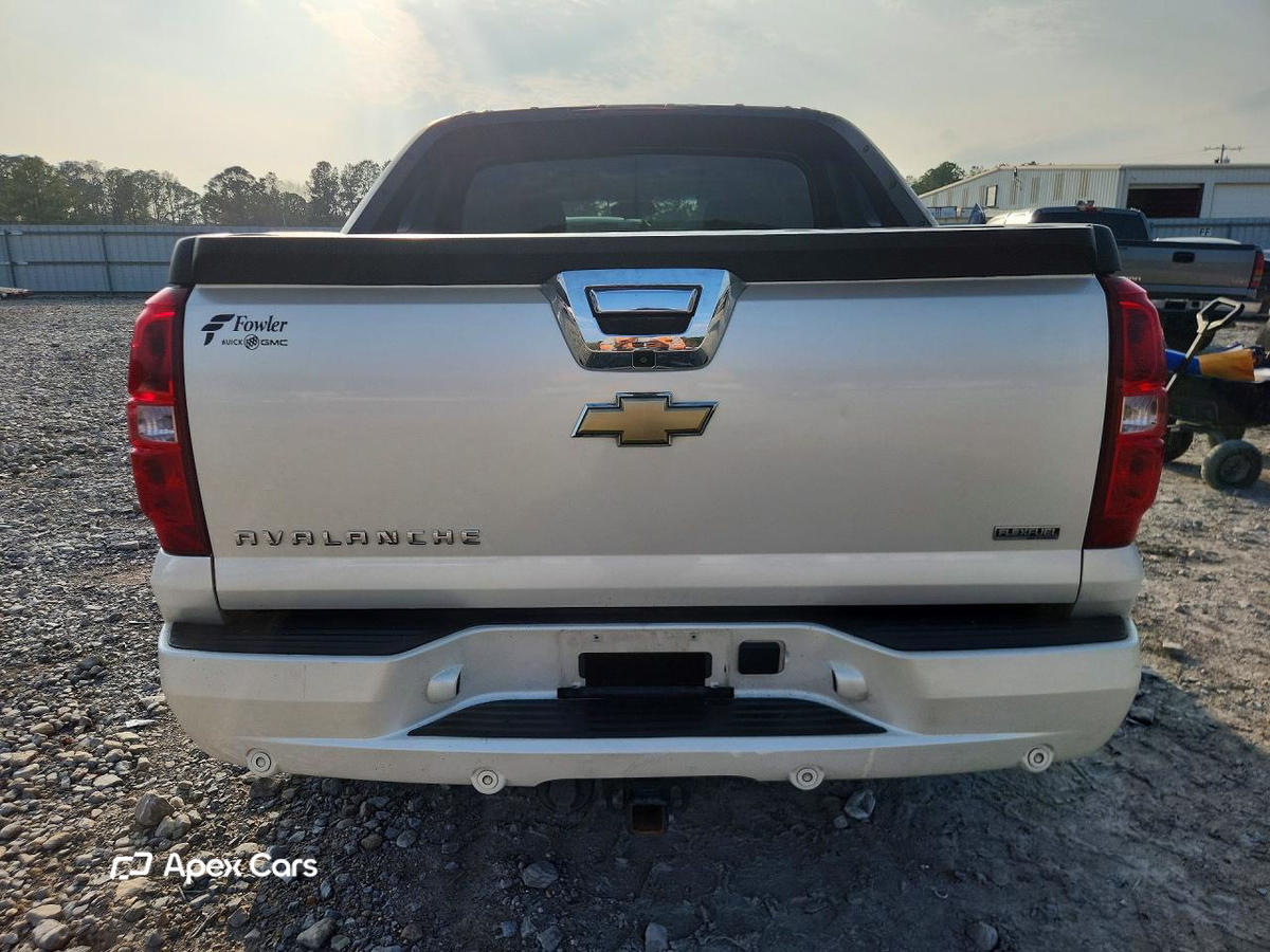 Chevrolet Avalanche 2011