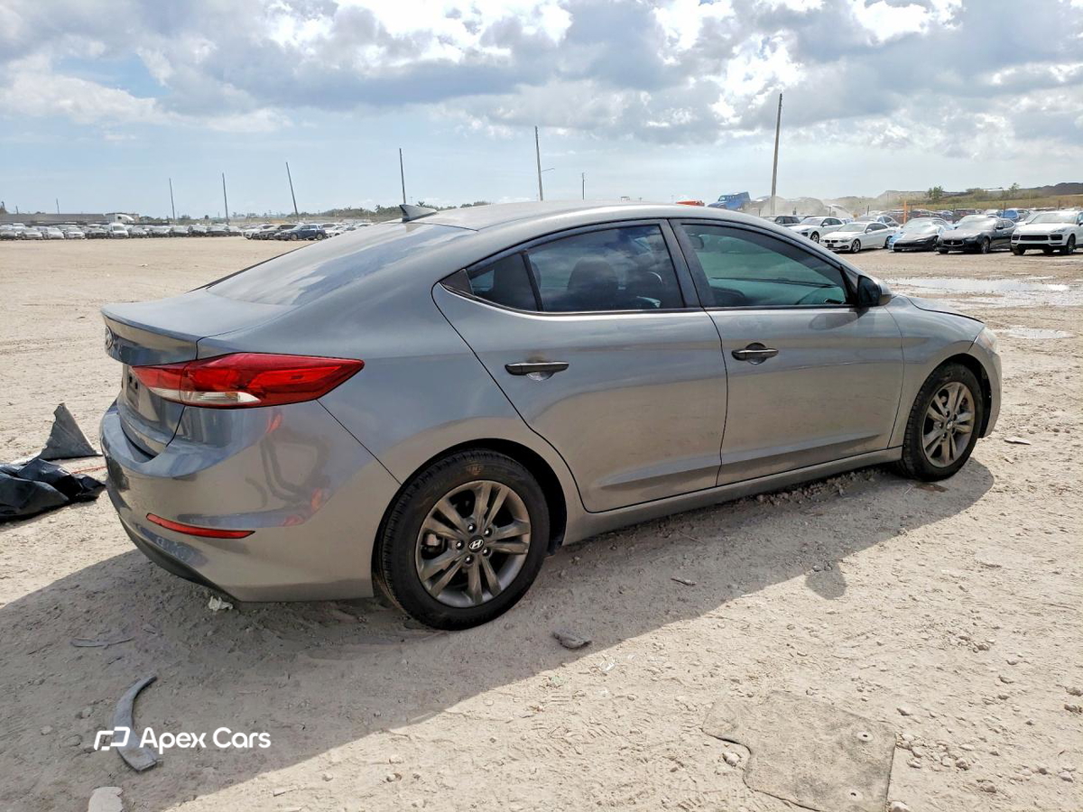 Hyundai Elantra 2018