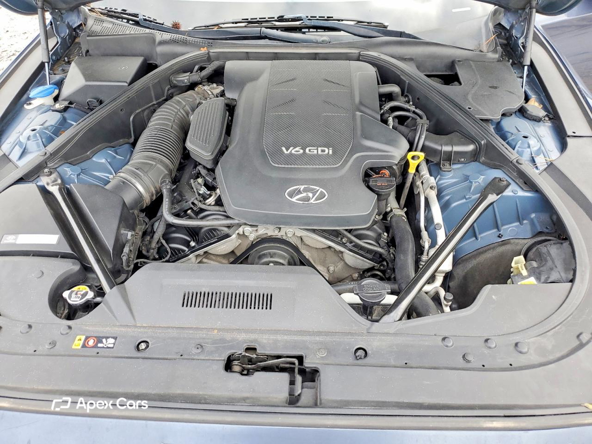 Hyundai Genesis 2015