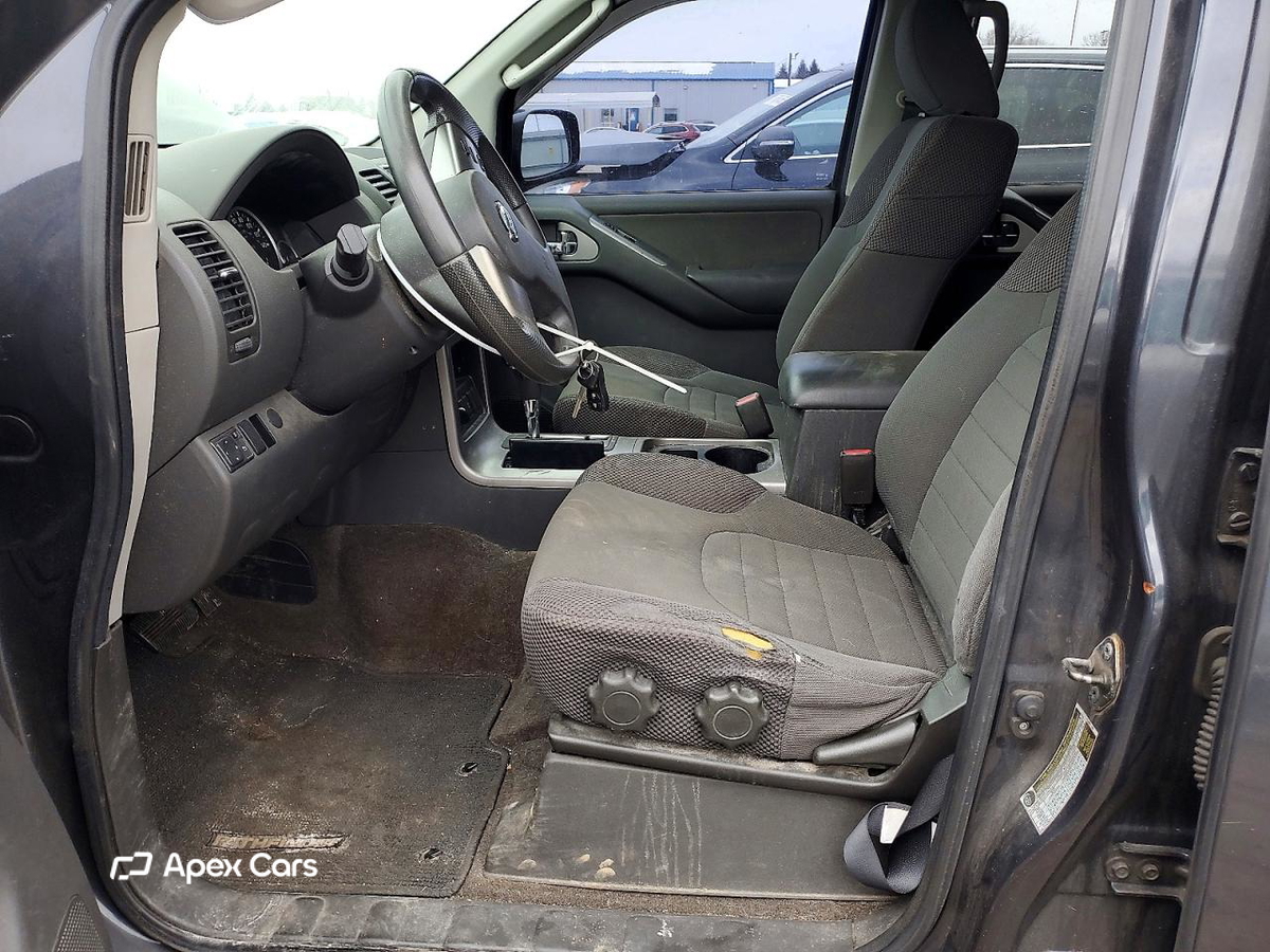 Nissan Pathfinder 2011