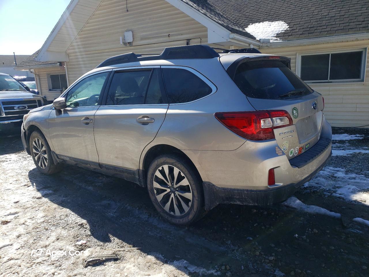 Subaru Outback 2015