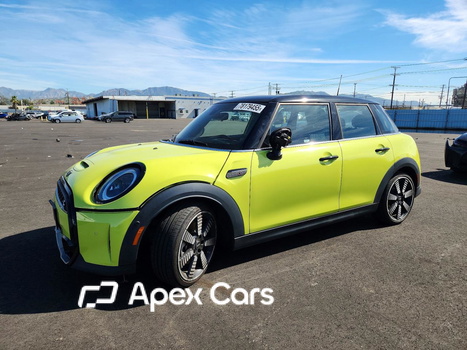 MINI Cooper 2023 - Image 1 of 12