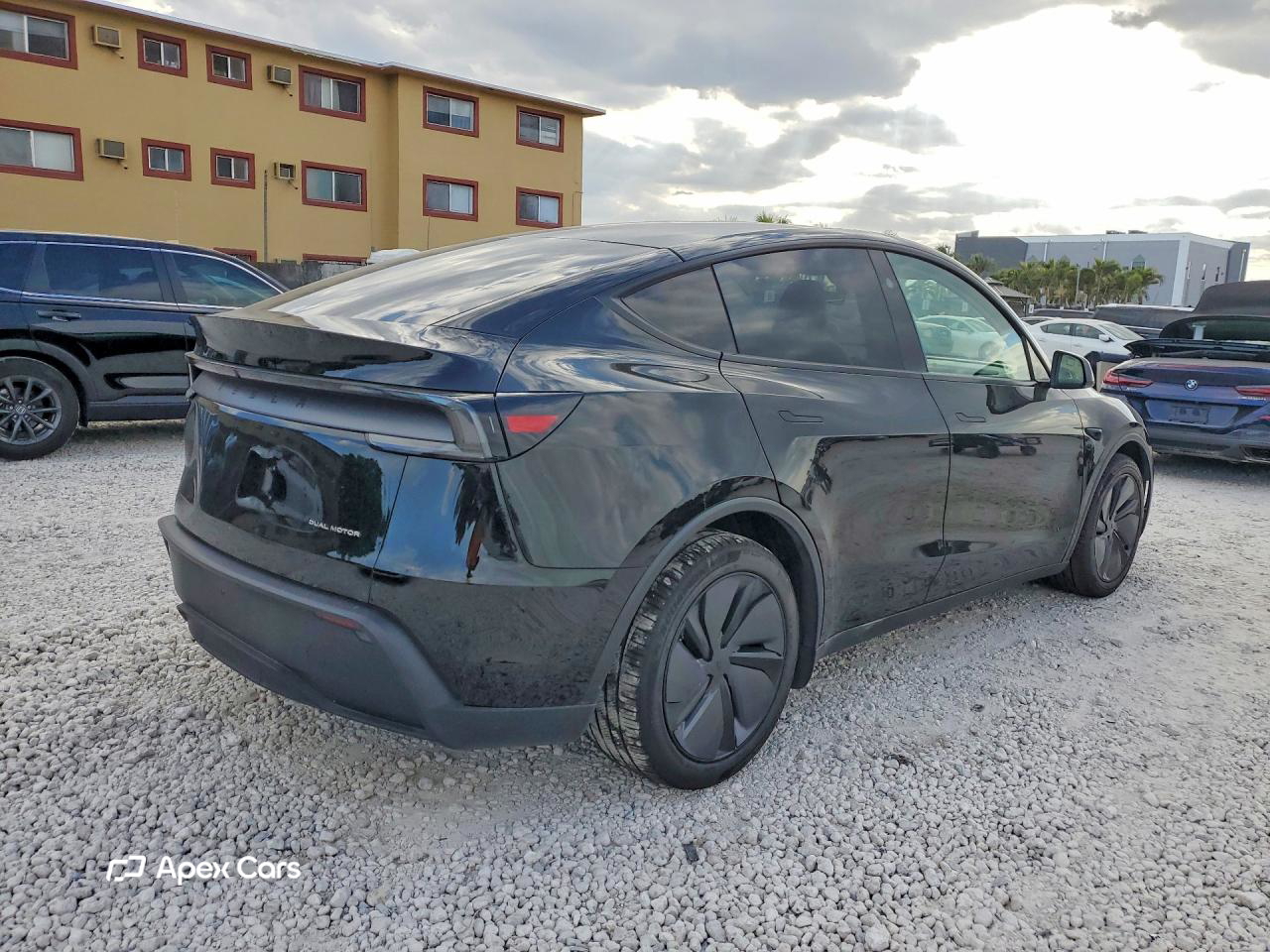 Tesla Model Y 2026