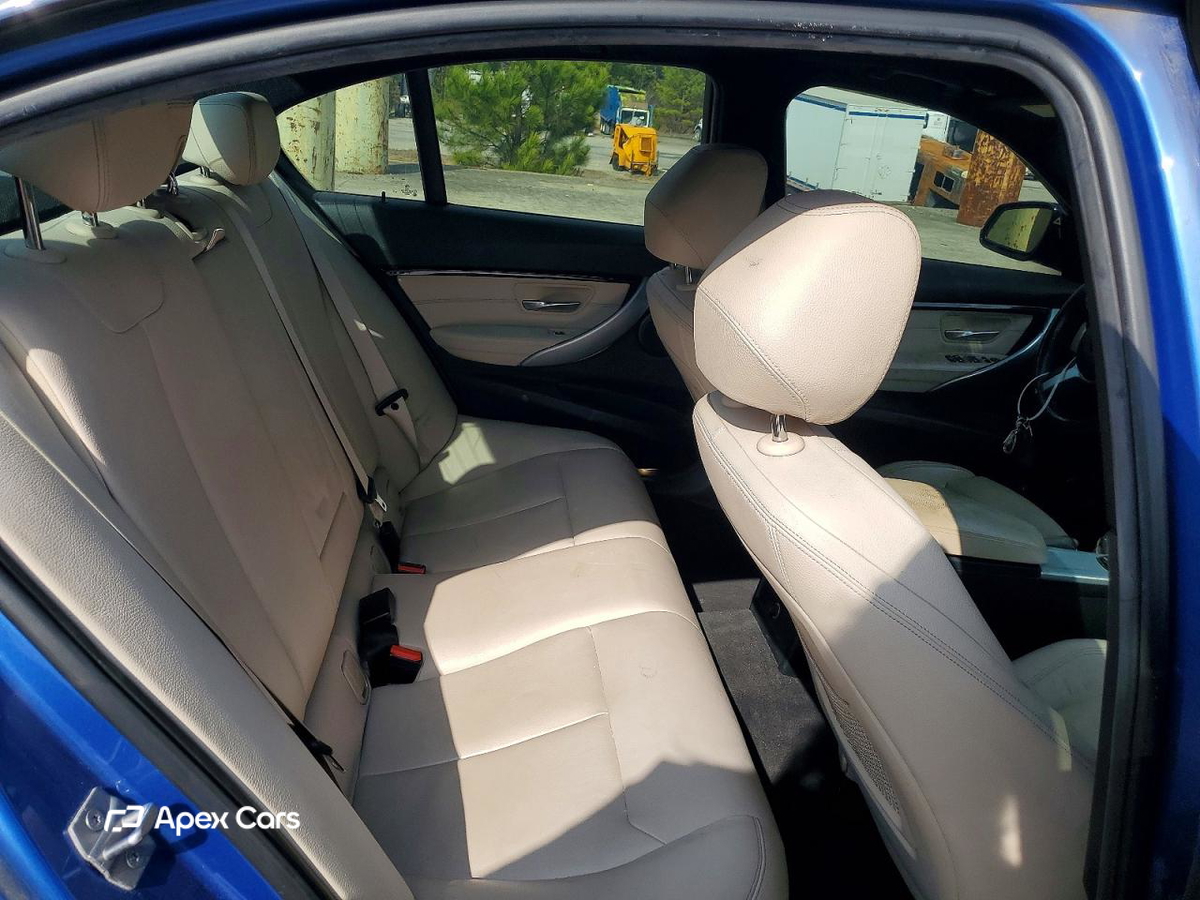 BMW Series 3 2016