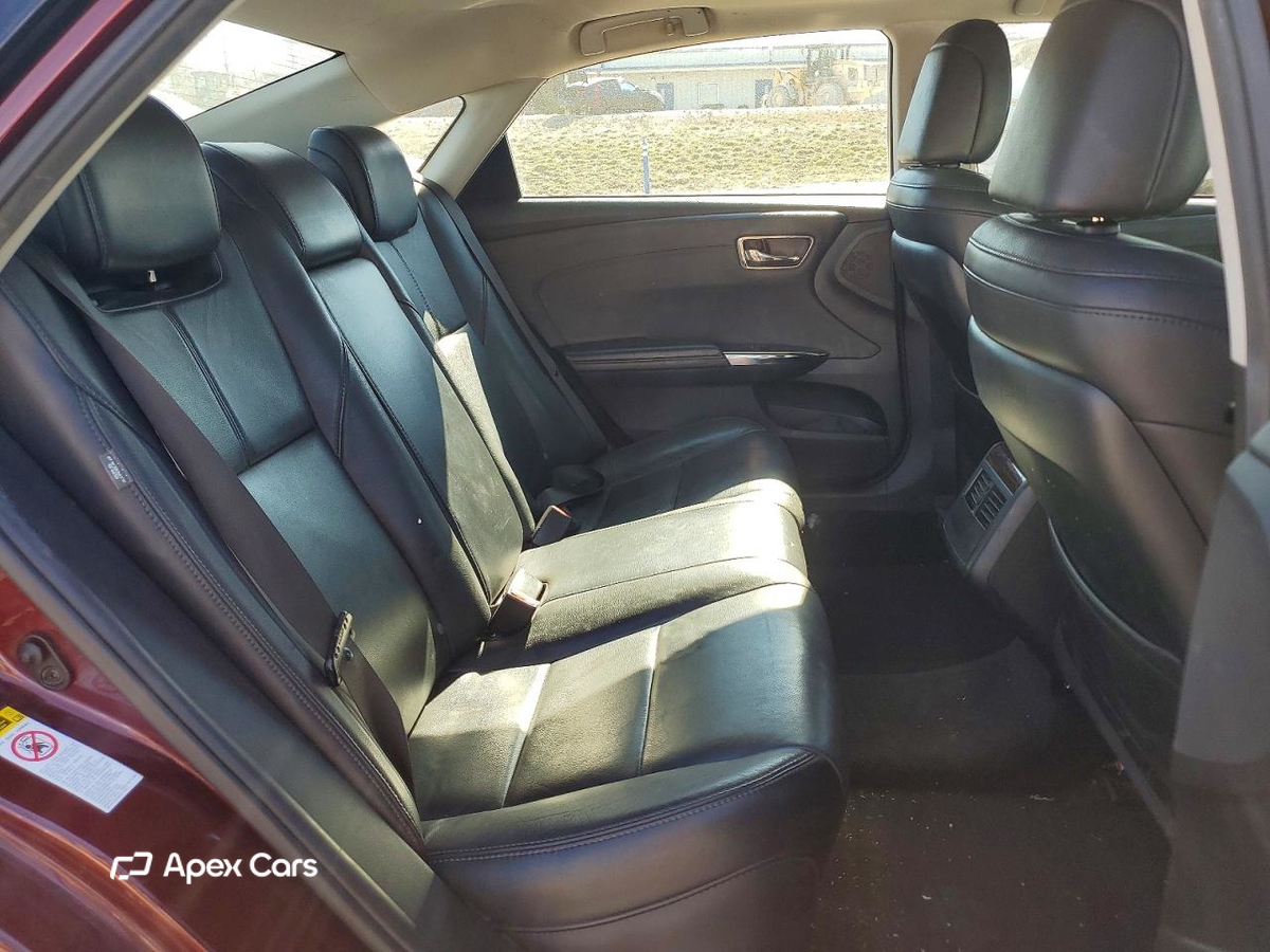 Toyota Avalon 2015