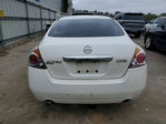 Nissan Altima 2010