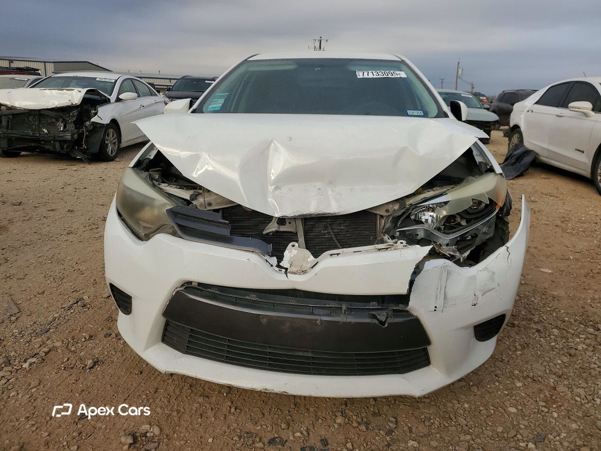Toyota Corolla 2015