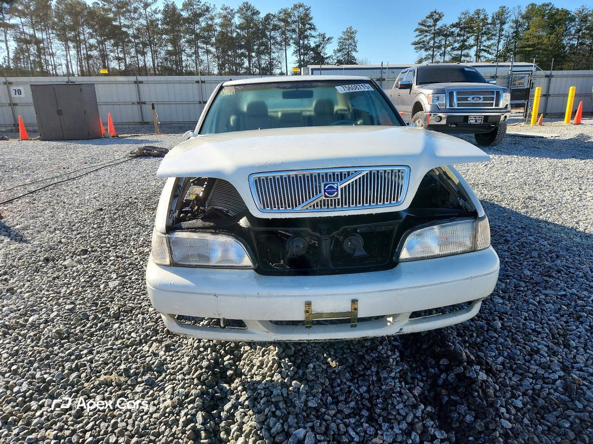 Volvo S70 2000