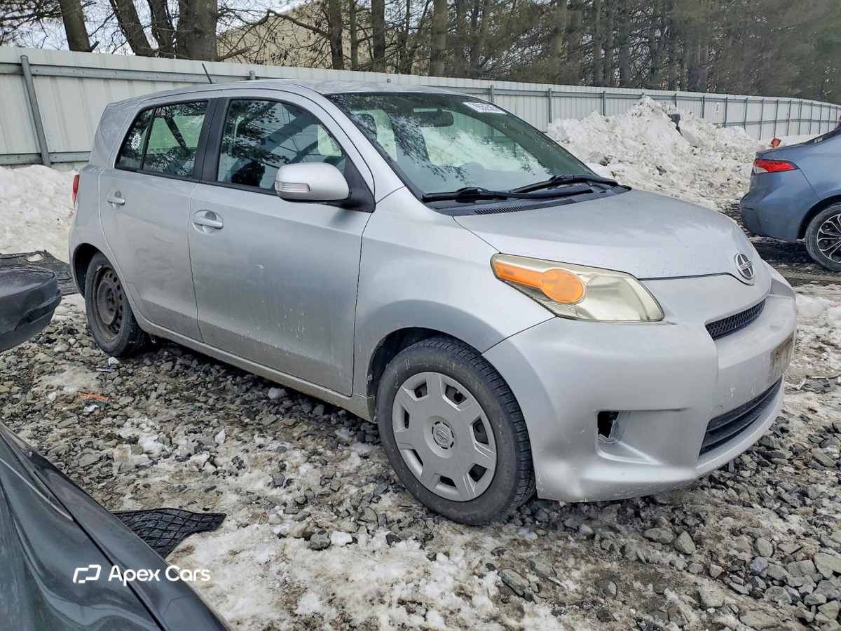 Toyota  2010