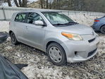 Toyota  2010