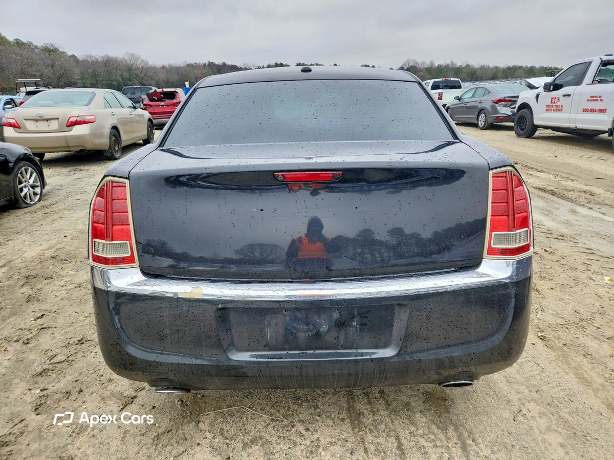 Chrysler 300 2011