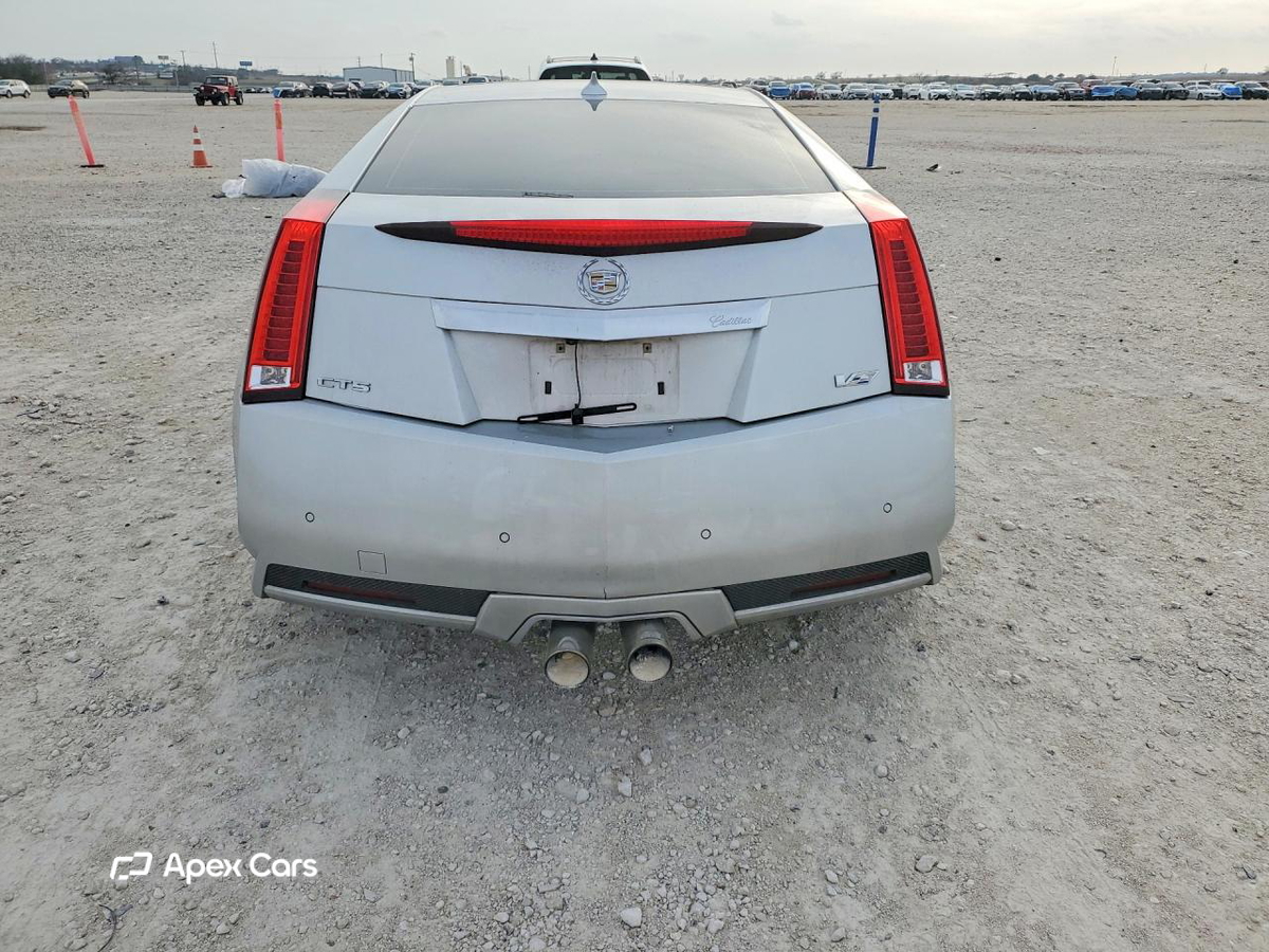 Cadillac CTS-V 2013