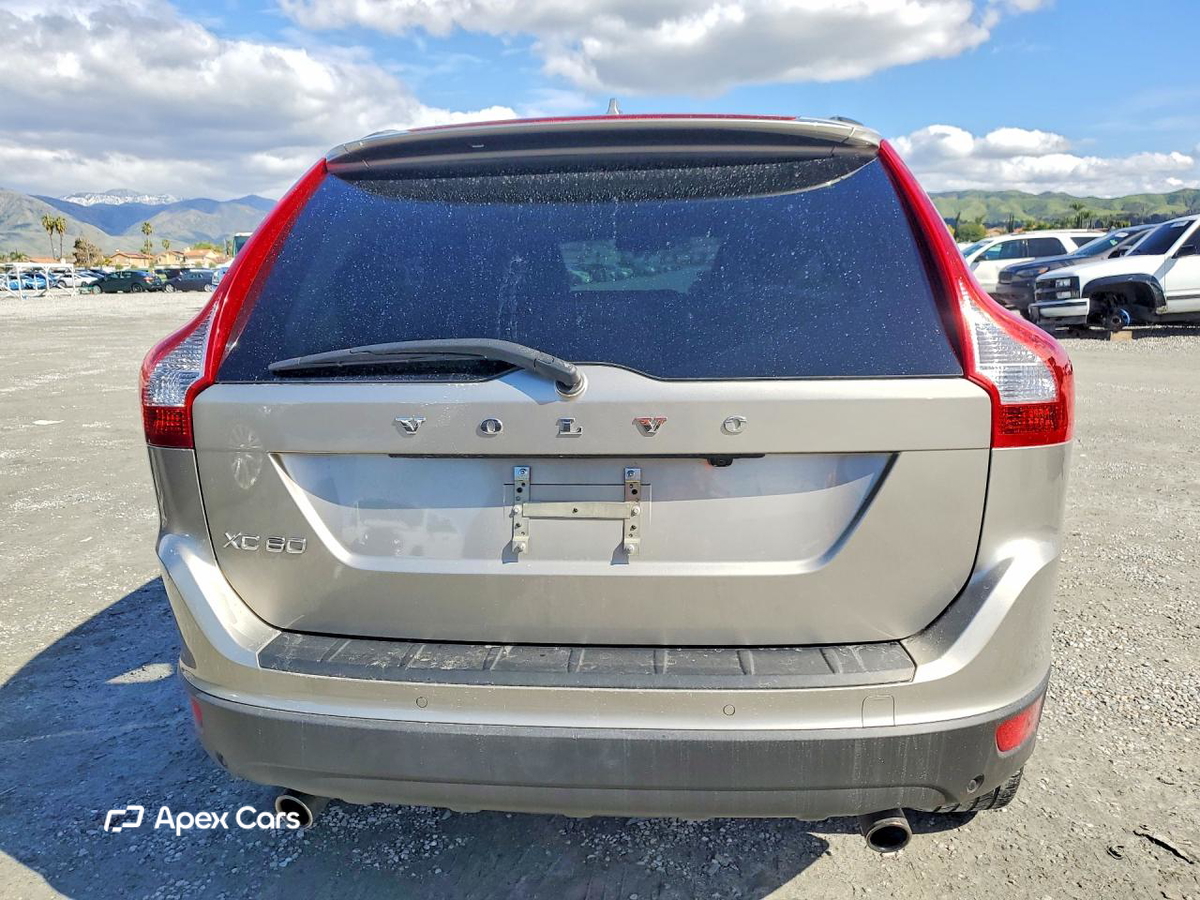 Volvo XC60 2011