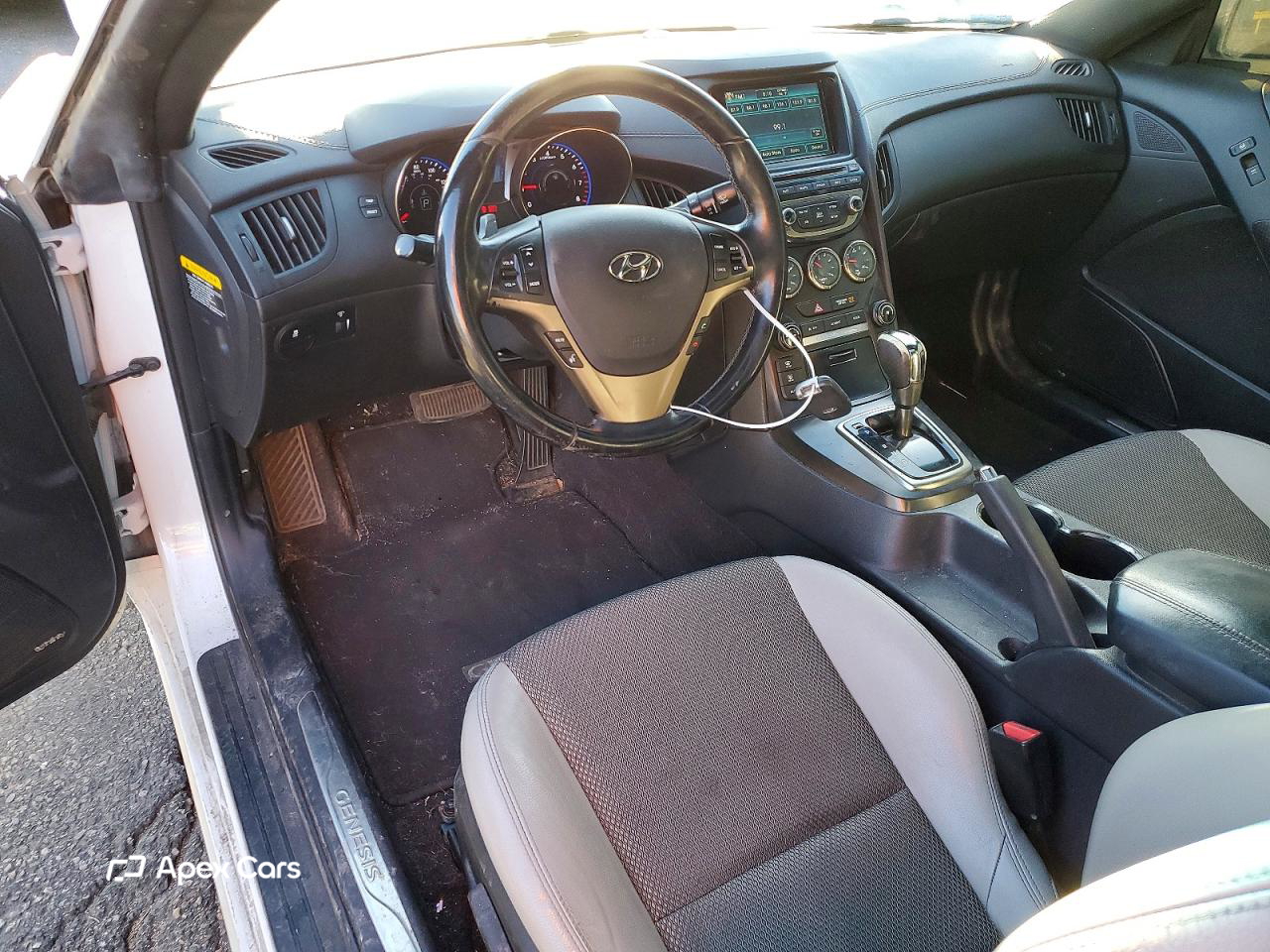 Hyundai Genesis 2013