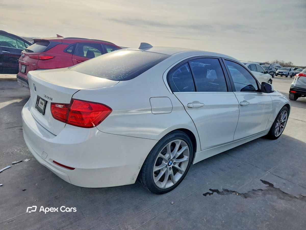 BMW Series 3 2015