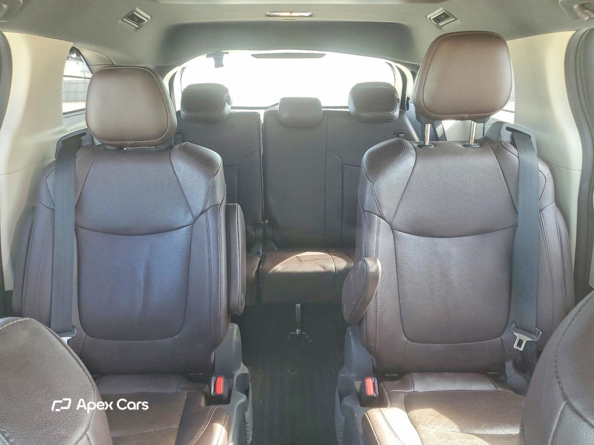 Toyota Sienna 2021