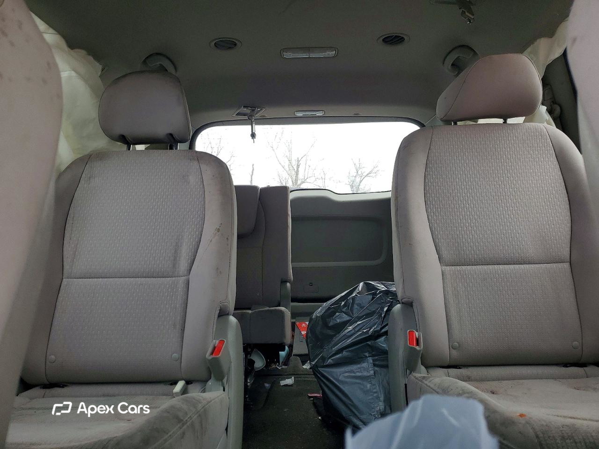 Kia Sedona 2016